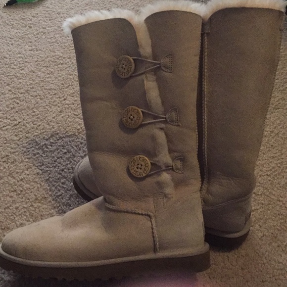 UGG Shoes - Button up tan Uggs